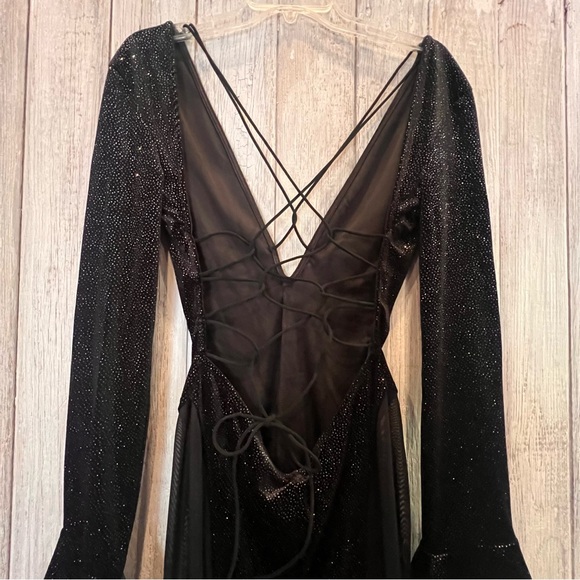 Black Glittering Long Gown - Picture 8 of 10